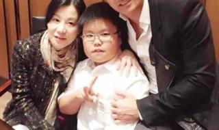 曝吕良伟现身周海媚追思会 曝吕良伟现身周海媚追思会
